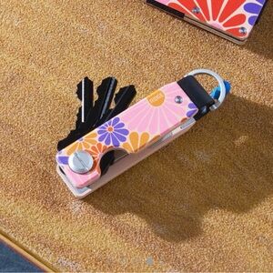 (SOLD) RIDGE WALLET | KEYCASE | FLOWER POWER